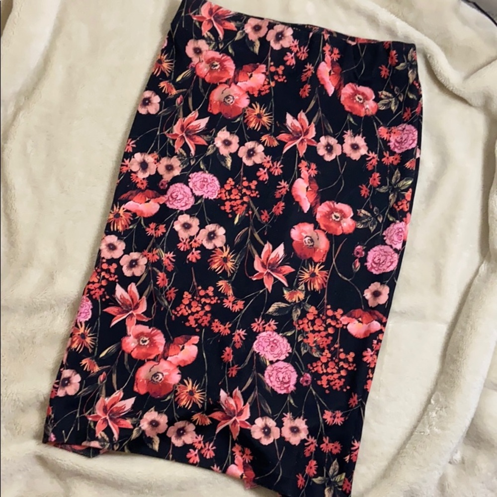 A line skirt